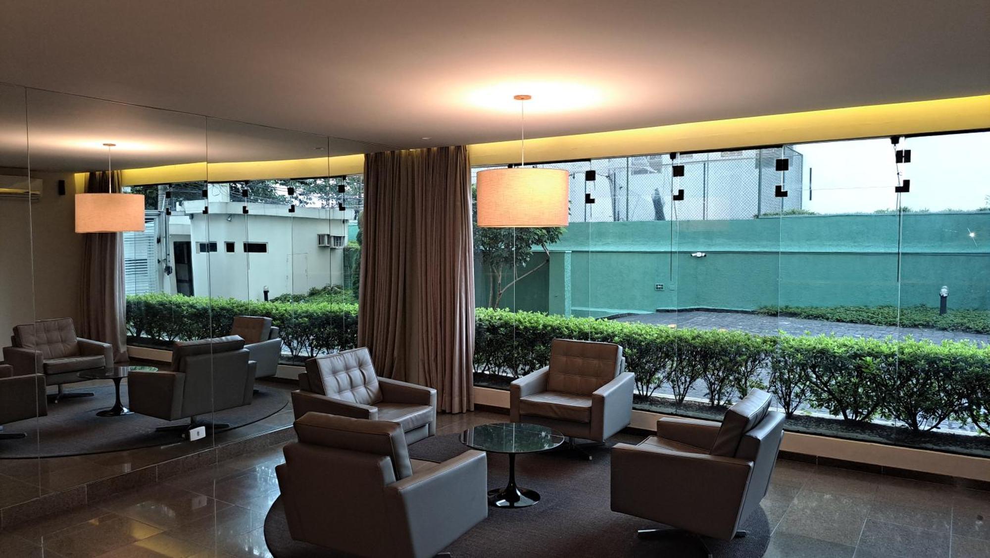Flat Confortavel - Academia - Piscina - Garagem - Melhor Localizacao Do Itaim Bibi Σάο Πάολο Εξωτερικό φωτογραφία
